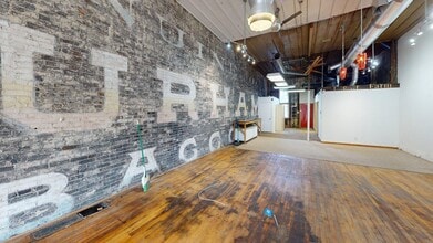 252 N Park St, Decatur, IL for lease Interior Photo- Image 2 of 7