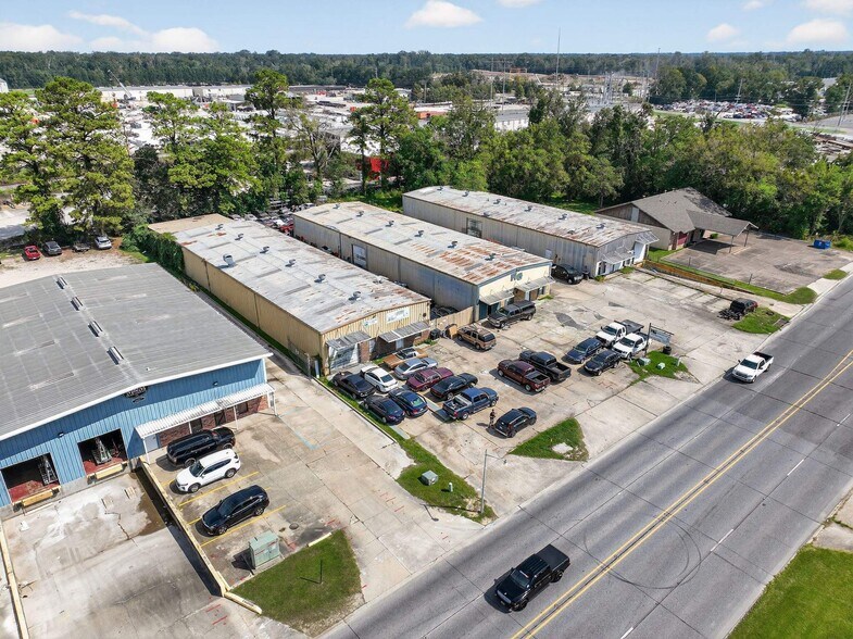 13511 & 13531 S Choctaw Dr, Baton Rouge portefeuille de 2 propriétés à vendre sur LoopNet.ca - Photo du bâtiment - Image 3 de 10