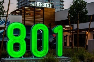 Plus de détails pour 801 S Main St, Las Vegas, NV - Commerce de détail à vendre