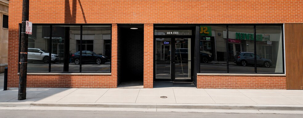 440 N State St, Chicago, IL à louer - Photo du bâtiment - Image 1 de 1