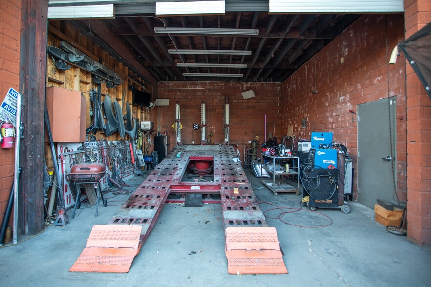 21226 Main St, Carson, CA for sale - Building Photo - Image 3 of 5