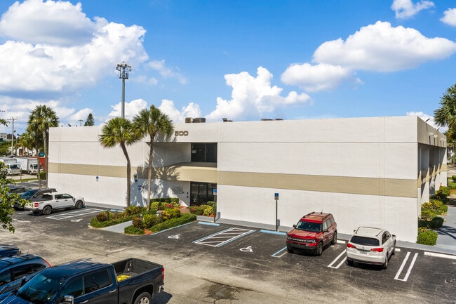 Plus de détails pour 500 Gulfstream Blvd, Delray Beach, FL - Bureau, Bureau/Médical à louer
