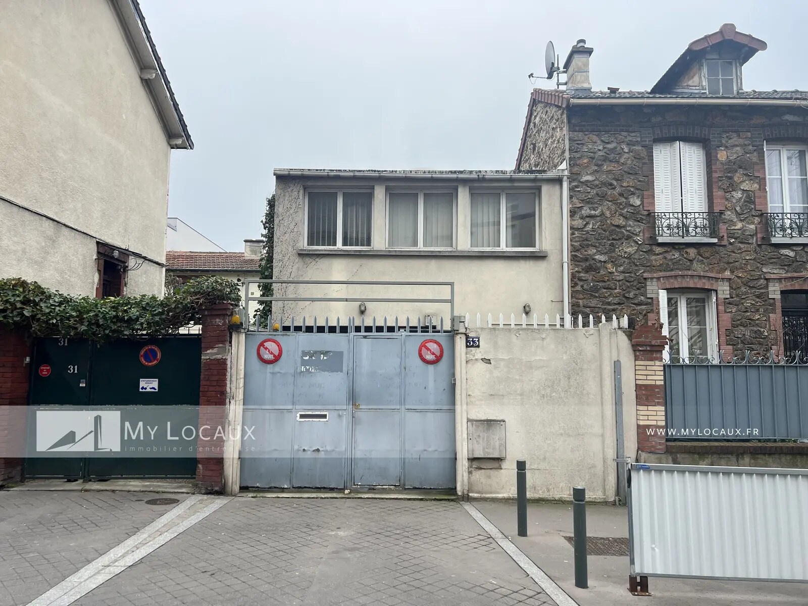 Flex dans Saint-Ouen-sur-Seine à louer Photo du bâtiment- Image 1 de 6