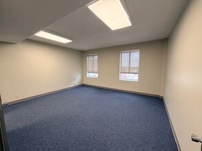 121 S Broadway Ave, Tyler, TX for lease Interior Photo- Image 2 of 3