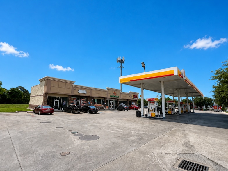 425 Pasadena Blvd, Pasadena, TX à louer - Photo du bâtiment - Image 2 de 2