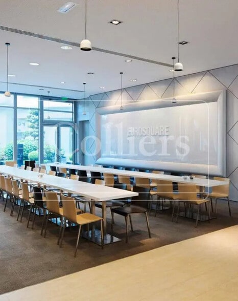 151-161 Boulevard Victor Hugo, Saint-Ouen-sur-Seine for lease - Building Photo - Image 2 of 5