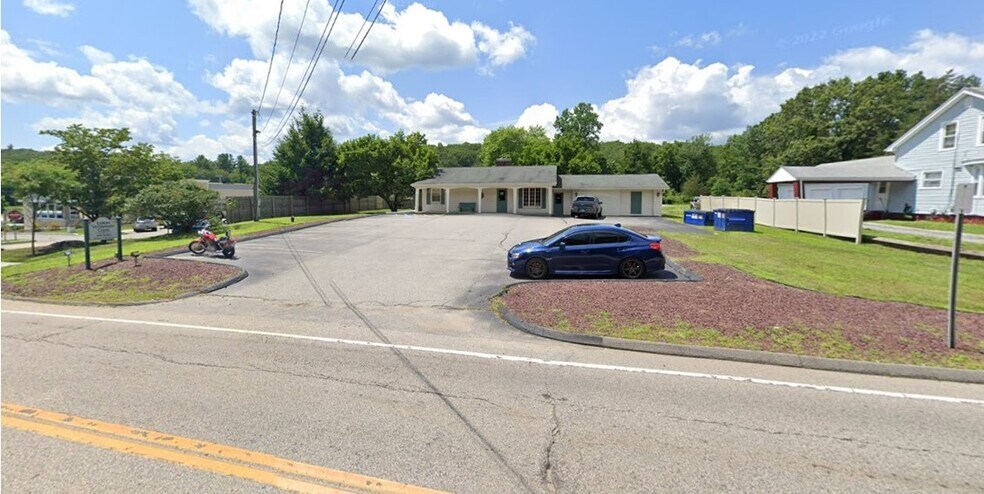 91 River Rd, Lisbon, CT à louer - Photo du bâtiment - Image 2 de 3