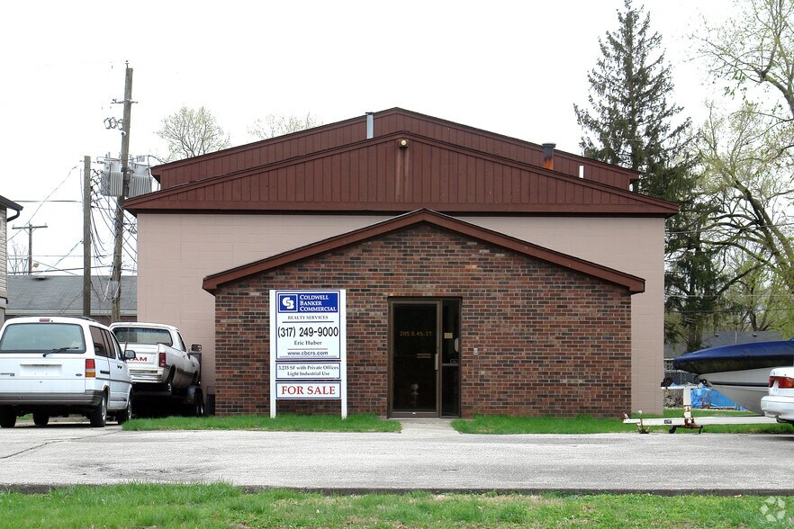 2115 E 45th St, Indianapolis, IN à vendre - Photo du bâtiment - Image 3 de 9