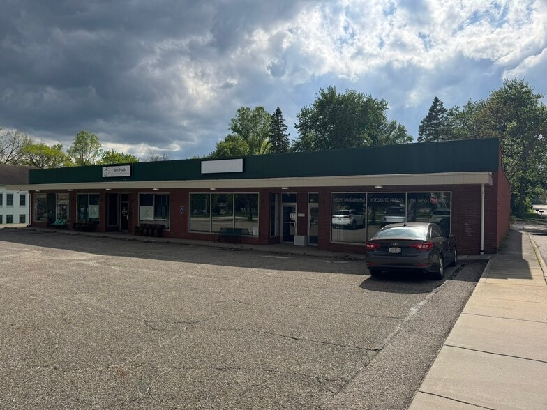 9076 Church St, Twinsburg, OH for lease - Building Photo - Image 1 of 7