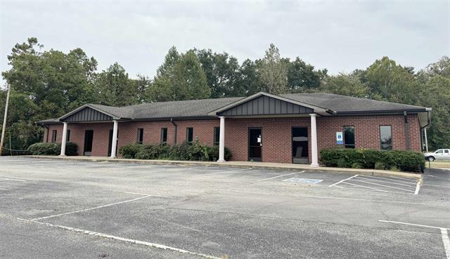 301 Lake Dr, Ripley, TN à vendre - Photo du bâtiment - Image 2 de 23