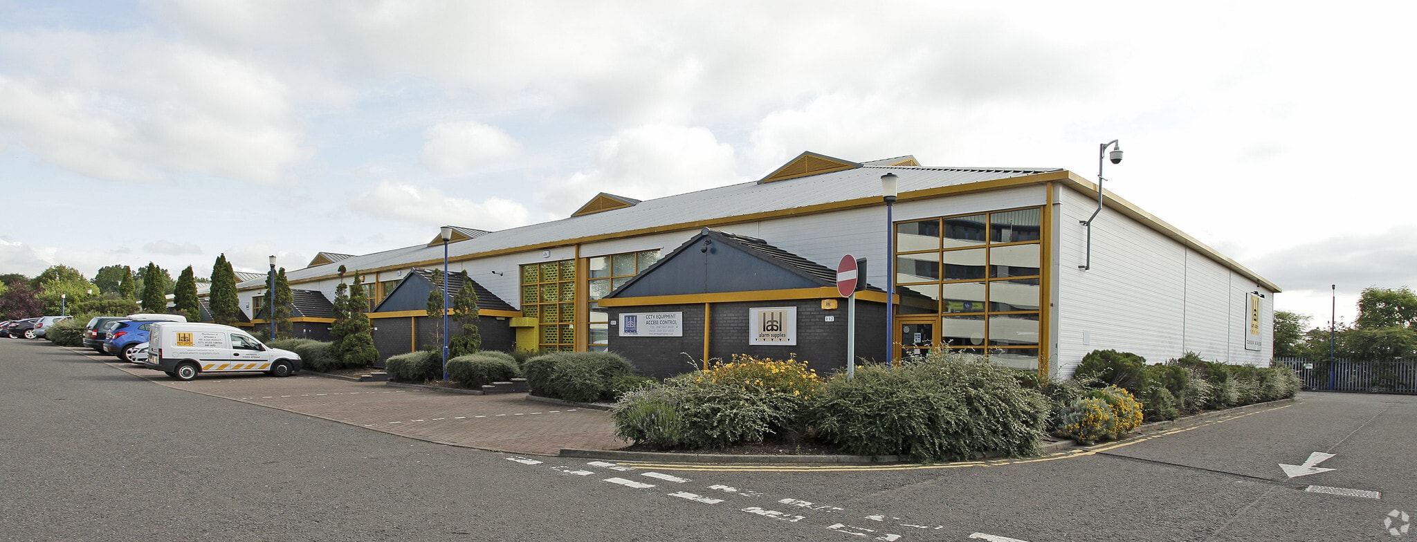 100 Borron St, Glasgow for lease Primary Photo- Image 1 of 14