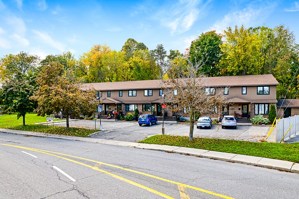 1157 Maple Ave, Manotick, ON for sale Building Photo- Image 1 of 1