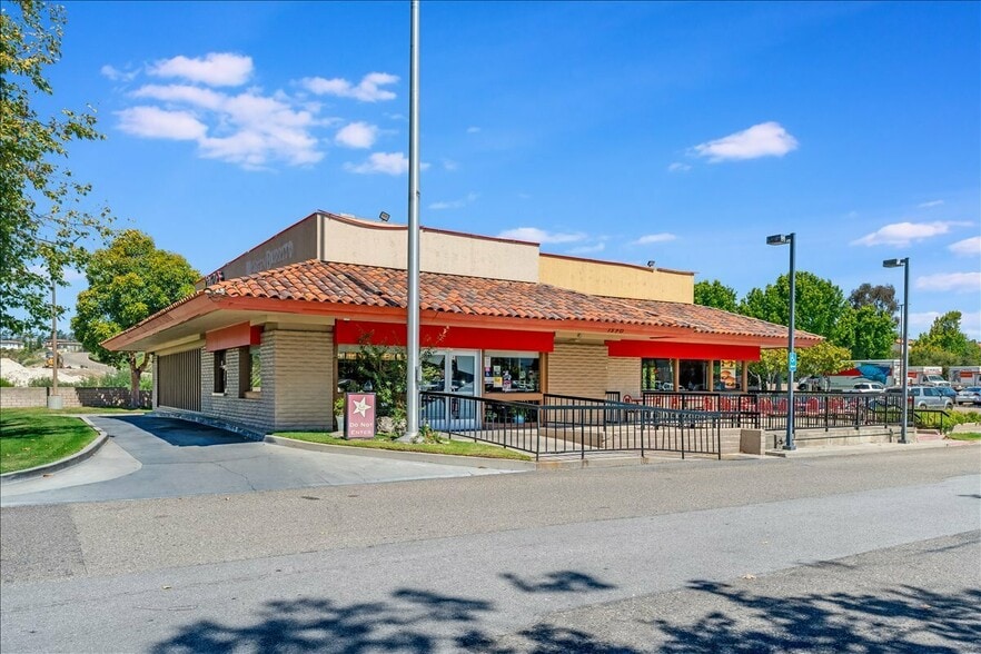1590 W Branch St, Arroyo Grande, CA for lease - Building Photo - Image 2 of 33