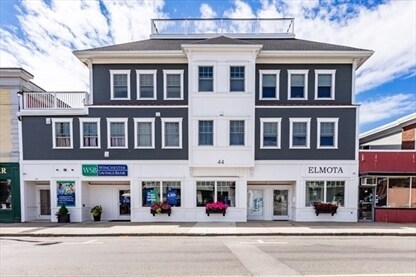 44 Maple St, Danvers, MA à vendre Photo principale- Image 1 de 1