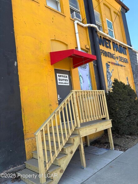 152-156 Horton St, Wilkes Barre, PA for lease - Building Photo - Image 2 of 6