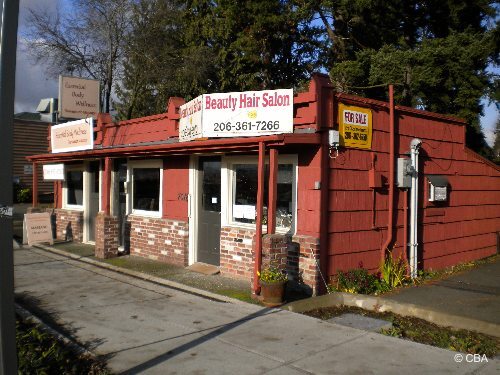 7018 NE Bothell Way, Kenmore, WA à vendre - Photo du bâtiment - Image 3 de 13