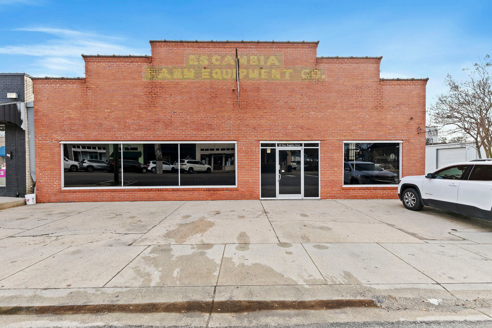 111 W Ridgeley St, Atmore, AL à vendre Photo du bâtiment- Image 1 de 29