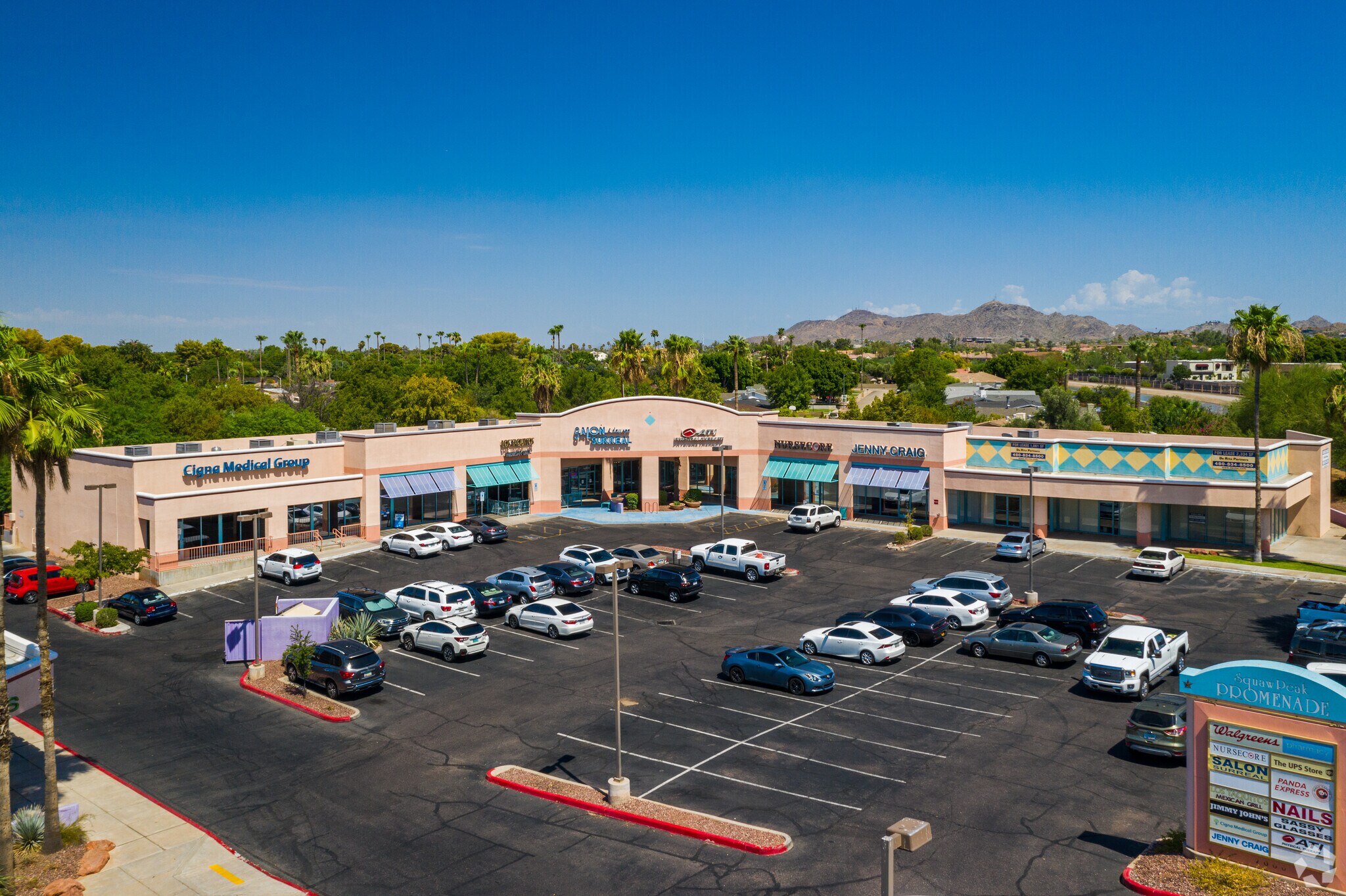7000-7001 N 16th St, Phoenix, AZ à louer Photo du bâtiment- Image 1 de 3