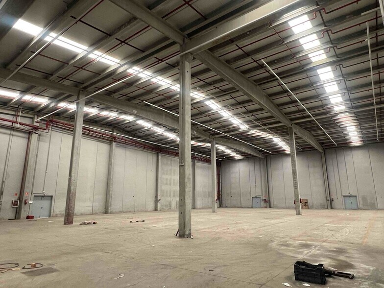 Industriel dans Colmenar Viejo, Madrid à vendre - Photo du bâtiment - Image 3 de 8