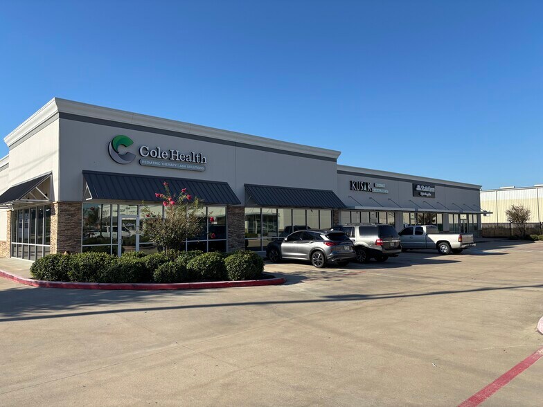 16341 Mueschke Rd, Cypress, TX à louer - Photo du bâtiment - Image 2 de 5