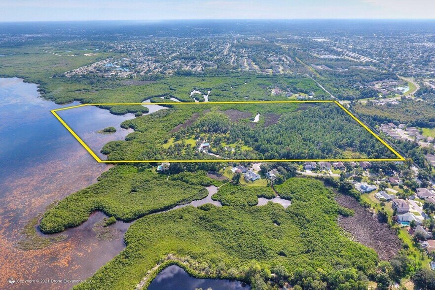 3130 Shipwatch Dr, Holiday, FL à vendre - Photo du bâtiment - Image 3 de 4