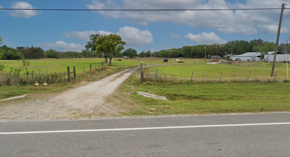 32047 State Road 52, San Antonio, FL à vendre - Photo du bâtiment - Image 3 de 3