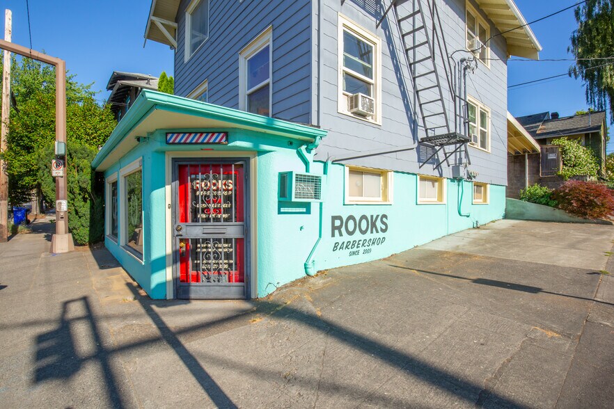 2931-2935 NE Broadway St, Portland, OR à vendre - Photo du bâtiment - Image 3 de 13