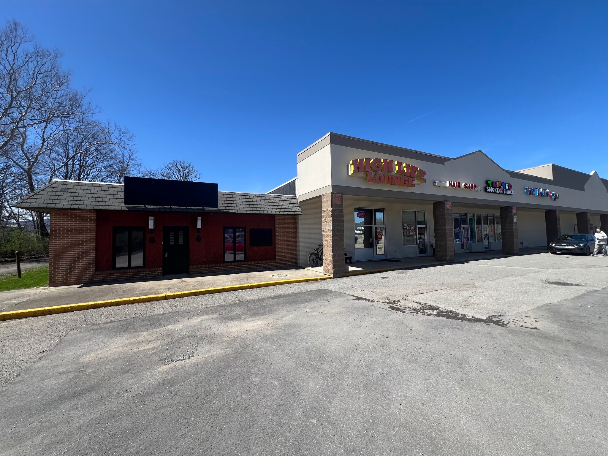 700 Beverly Pike, Elkins, WV for lease Building Photo- Image 1 of 14