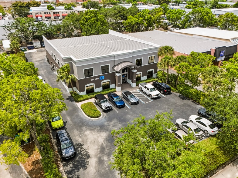 2220-2224 Trade Center Way, Naples, FL for sale - Building Photo - Image 1 of 7