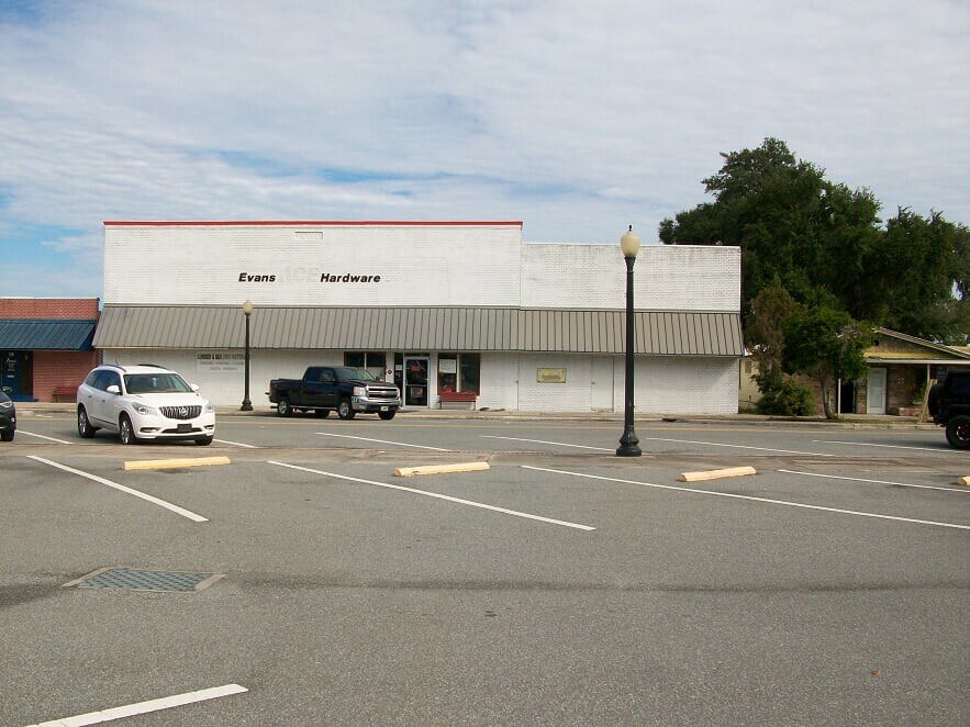 124 Bushnell Plz, Bushnell, FL à vendre Photo du bâtiment- Image 1 de 25