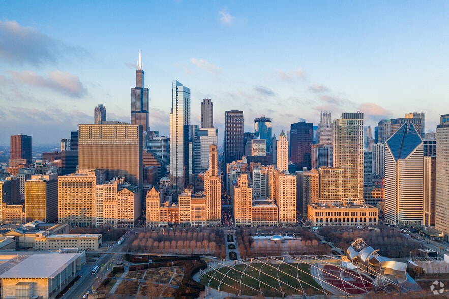 30 N Michigan Ave, Chicago, IL for lease - Aerial - Image 2 of 18