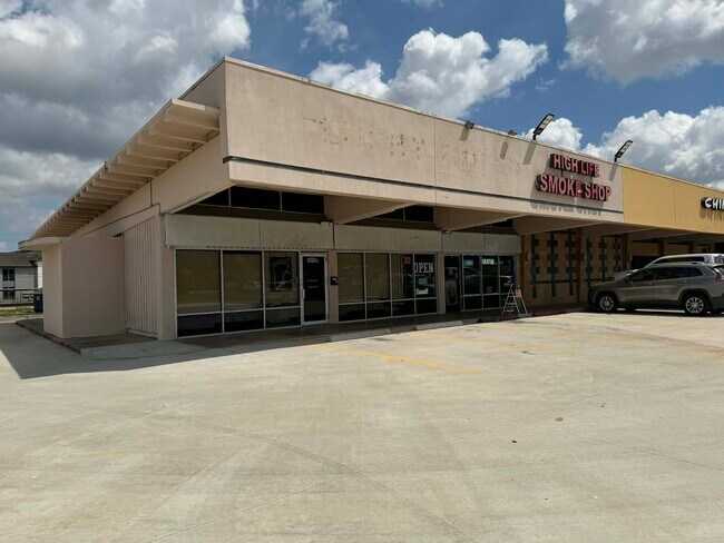 More details for 1009 NASA Road 1, Webster, TX - Retail for Lease
