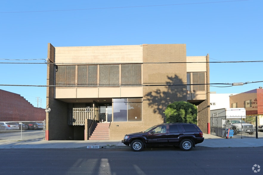 2126 Cotner Ave, Los Angeles, CA for lease - Building Photo - Image 3 of 3