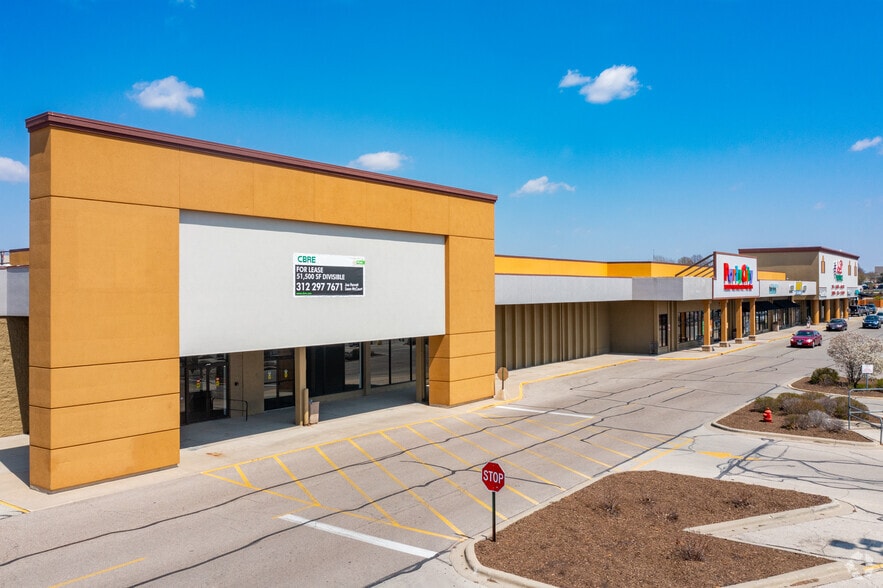 5830-5980 E State St, Rockford, IL for lease - Primary Photo - Image 2 of 7