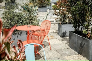 More details for 9 Boulevard Gouvion-Saint-Cyr, Paris - Coworking for Lease