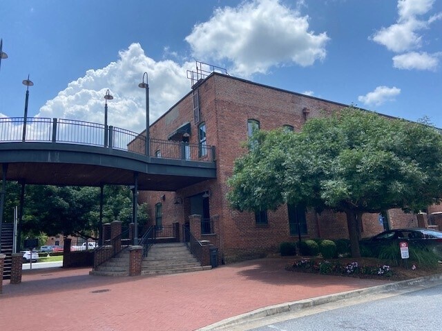 900 Front Ave, Columbus, GA à louer - Photo du bâtiment - Image 3 de 3