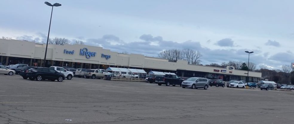 2905 Krafft Rd, Port Huron, MI for lease - Building Photo - Image 2 of 8