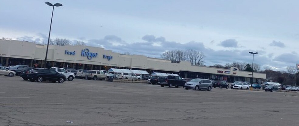 2905 Krafft Rd, Port Huron, MI à louer - Photo du bâtiment - Image 2 de 8