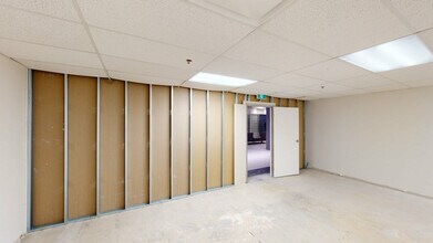 320 Queen St, Ottawa, ON for lease Interior Photo- Image 2 of 9