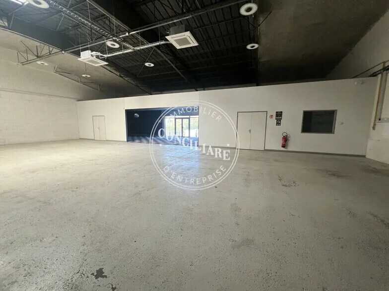 Industrial in Toulouse for lease - Interior Photo - Image 3 of 5