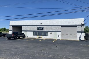 230-232 W Jefferson Ave, Trenton MI - Entrepôt