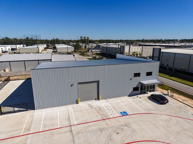 6702 Theall Rd, Houston, TX à vendre - Photo du bâtiment - Image 3 de 15