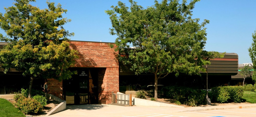 2500 Trade Centre Ave, Longmont, CO à louer - Photo du bâtiment - Image 3 de 4