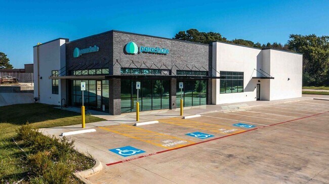 Plus de détails pour 414 Old Elkhart rd, Palestine, TX - Commerce de détail à vendre