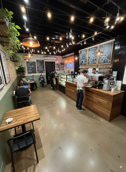 191A Court St, Brooklyn, NY à louer - Photo du bâtiment - Image 3 de 15