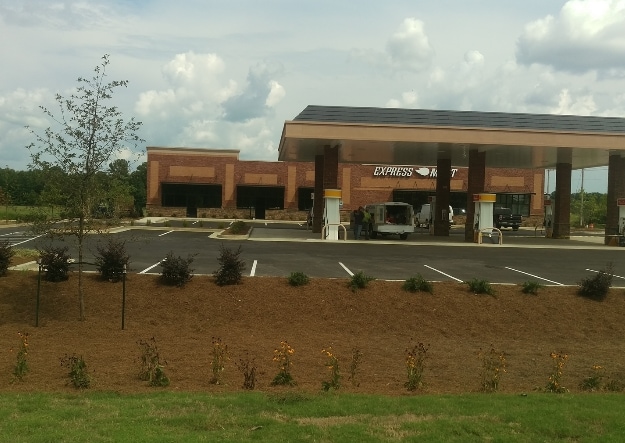 242 S Byhaila Rd, Collierville, TN à louer - Photo du bâtiment - Image 2 de 4