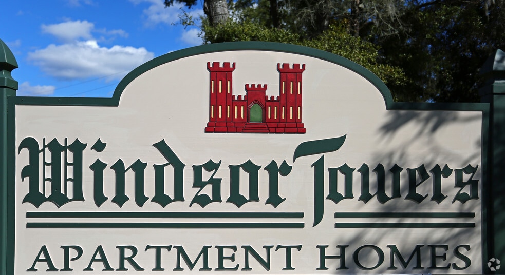 3902 E Silver Springs Blvd, Ocala, FL à vendre - Photo du bâtiment - Image 2 de 4