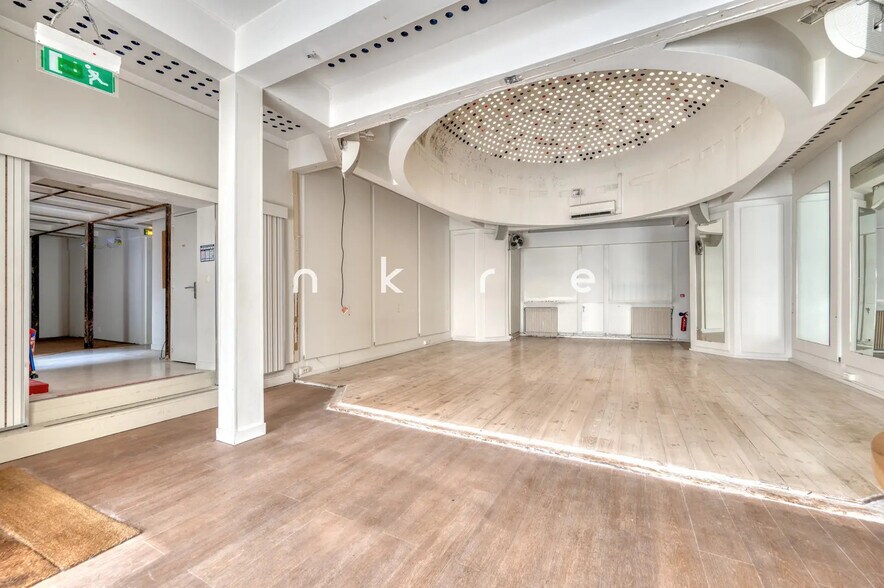 Bureau dans Paris à vendre - Photo du bâtiment - Image 2 de 7