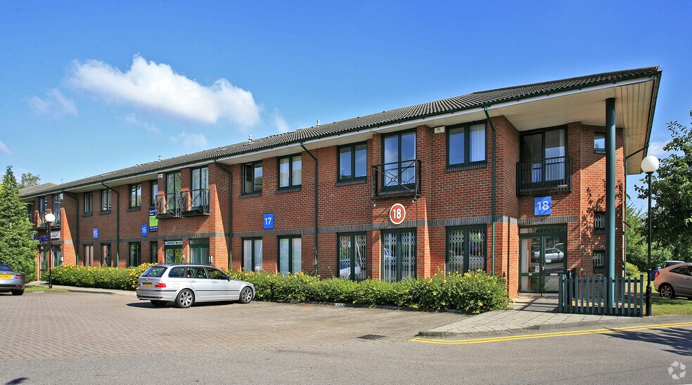11 Watermark Way, Hertford à vendre - Photo principale - Image 1 de 1