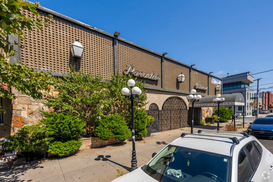 59 Avenue U, Brooklyn, NY à vendre - Photo du bâtiment - Image 3 de 5